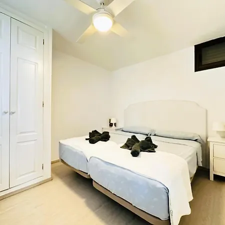 Bungamerica Playa Americas * אדחה